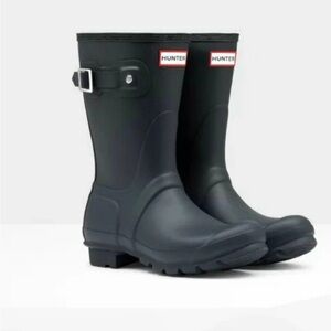 Hunter women original Matte Navy Waterproof Rain Boots with Side Buckle size 9